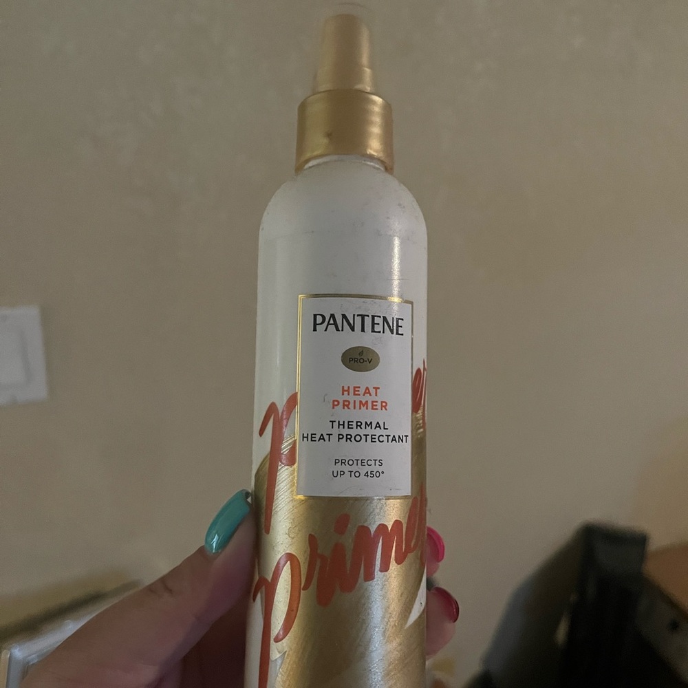 PANTENE PRO-V hair heat protectant spray